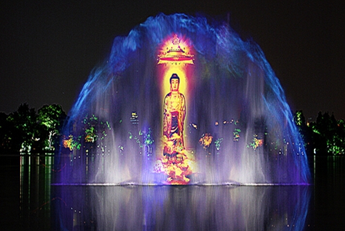 What are the characteristics of laser water curtain movies?