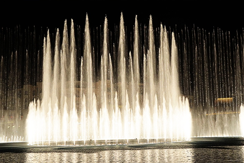 The beautification and environmental protection function of the music fountain