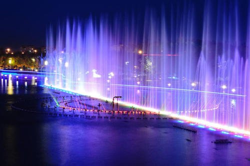 Program-controlled fountain